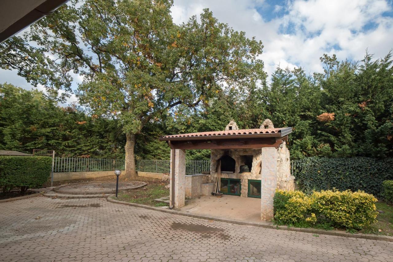 Villa Gloria Кастровиллари Экстерьер фото